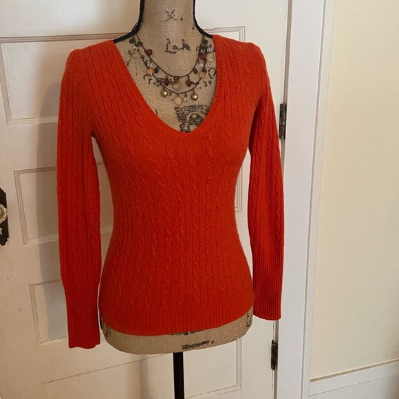 Orange J. Crew cable knit sweater 🍁 - Picture 2 of 7
